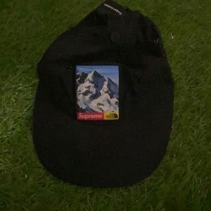 Supreme Northface Hat